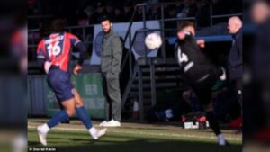 Andy Carroll Leads Dagenham and Redbridge to Stunning Victory in Essex