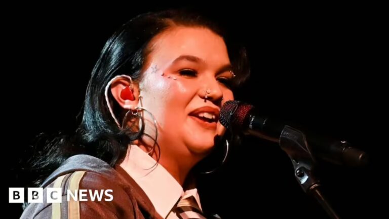 Lola Young Proves She’s More Than One Hit With Electrifying Live Show in London