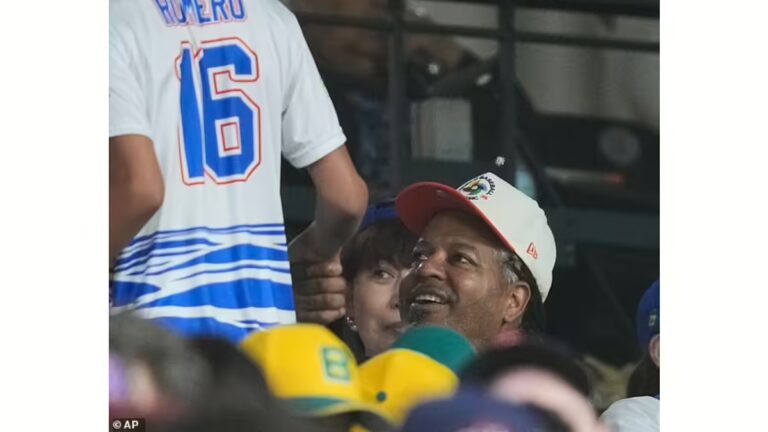 Lucas Ramirez smashes two home runs to shock Team USA in Houston World Baseball Classic opener