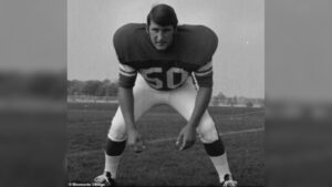 Minnesota Vikings mourn as legendary linebacker Jeff Siemon dies at 75 after celebrated NFL career in Minnesota
