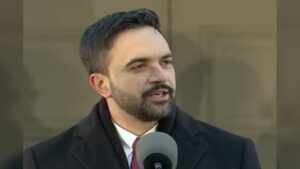 NYPD Evacuates Carl Schurz Park After Bomb Scare Near Gracie Mansion in New York City