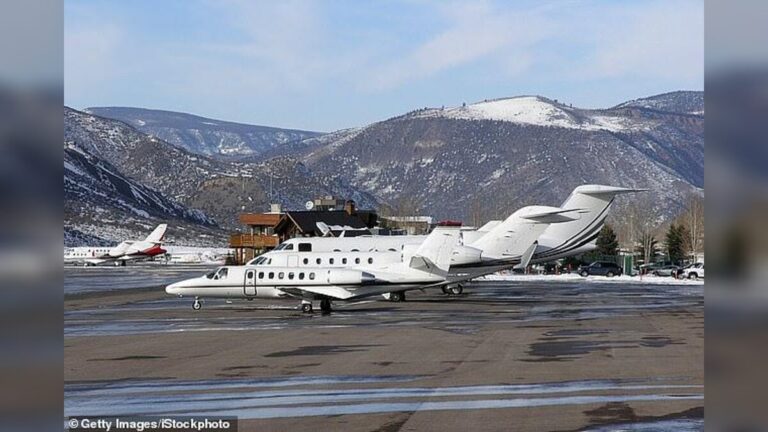 Private jet war