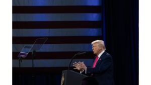 Russian journalist claims psychiatrist observes manic symptoms in US President Donald Trump in Washington DC