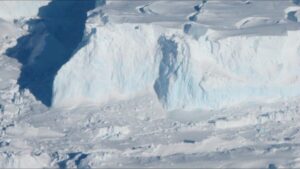 Scientists Warn Thwaites Glacier Could Collapse and Raise Sea Levels in Antarctica