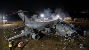 US military refueling plane