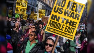 Americans reject Iran war in new CBS poll as public opinion shifts across the United States