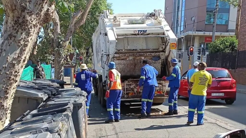 Pikitup launches weekend waste recovery plan to clear backlogs across Johannesburg suburbs