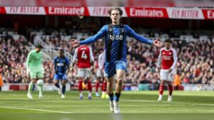 Arsenal host Bournemouth as Premier League clash unfolds at Emirates Stadium in London while live reporters deliver real time match coverage updates