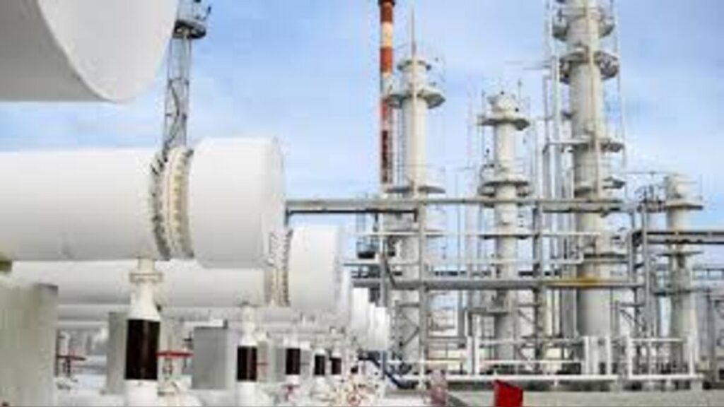 Dangote Refinery partners with Honeywell to expand petrochemical production at Lekki complex in Lagos boosting industrial output