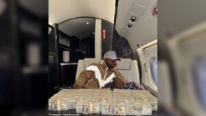 Floyd Mayweather Faces Private Jet Lawsuit in Los Angeles After Jet Set Aircraft Claims Unpaid Caribbean Flight Bill