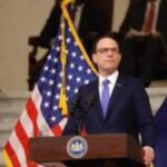Josh Shapiro Strengthens Political Influence as Pennsylvania Becomes Key Battleground in United States Midterm Elections