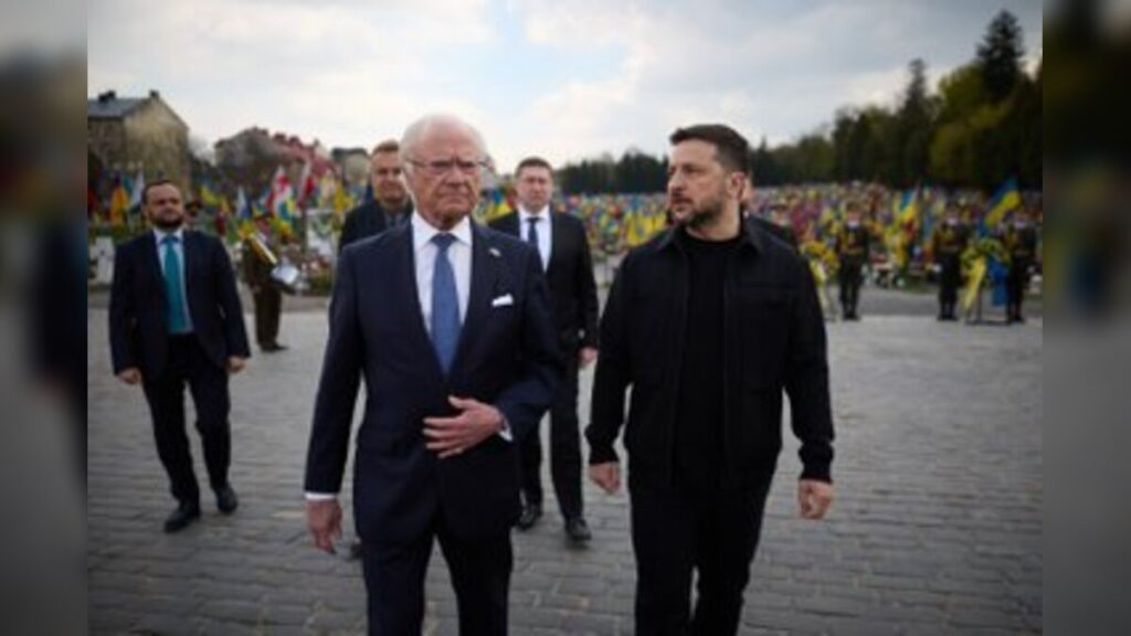 King of Sweden Carl XVI Gustaf and Volodymyr Zelensky
