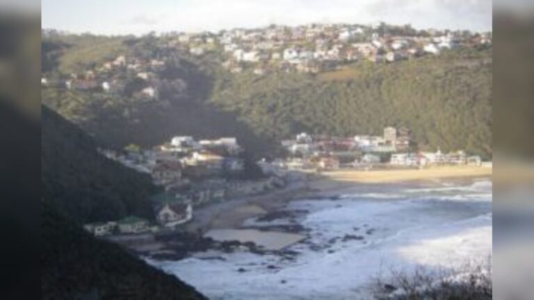Rescue teams search for missing 70-year-old fisherman swept off rocks at Herolds Bay amid rough tides