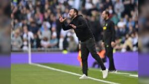 Roberto De Zerbi Transforms Tottenham Tactics in London with High Risk Attacking Style
