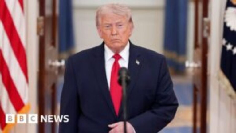 Schumer Labels Donald Trumps Iran Policy as Historic Blunder in United States