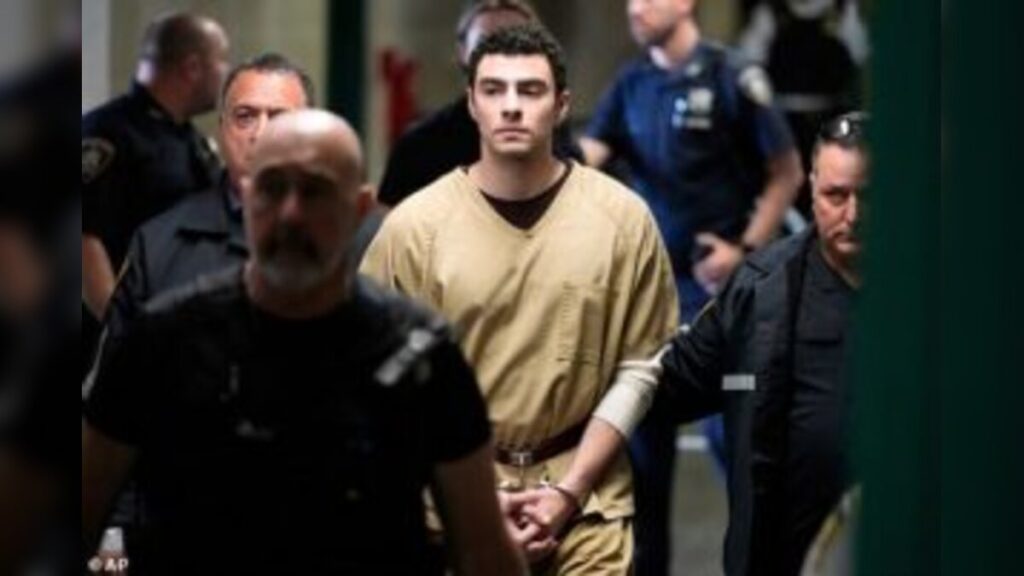 Texas college student Daniel Moreno-Gama allegedly attacks Sam Altman mansion with Molotov cocktail in San Francisco AI fear incident case