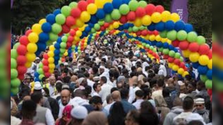 Up to 100,000 Muslim pilgrims flood Suffolk town in England for massive festival sparking global attention and local debate