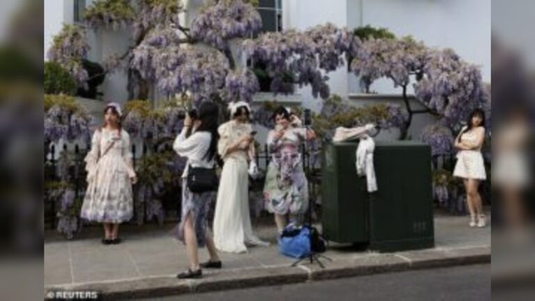 Chinese Gen Z tourists transform West London streets and Notting Hill mansions into viral RedNote photography hotspots across United Kingdom neighbourhoods