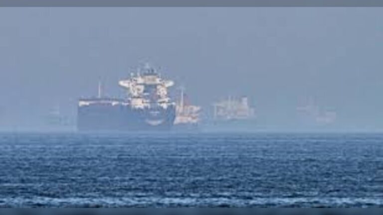 Iran launches missiles at US Navy frigate in Strait of Hormuz as tensions escalate across Persian Gulf waters near Jask