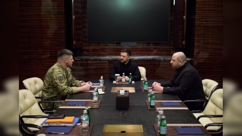 Volodymyr Zelenskyy, Chief of the General Staff, Andriy Hnatov, and the Secretary of the NSDC, Rustem Umerov