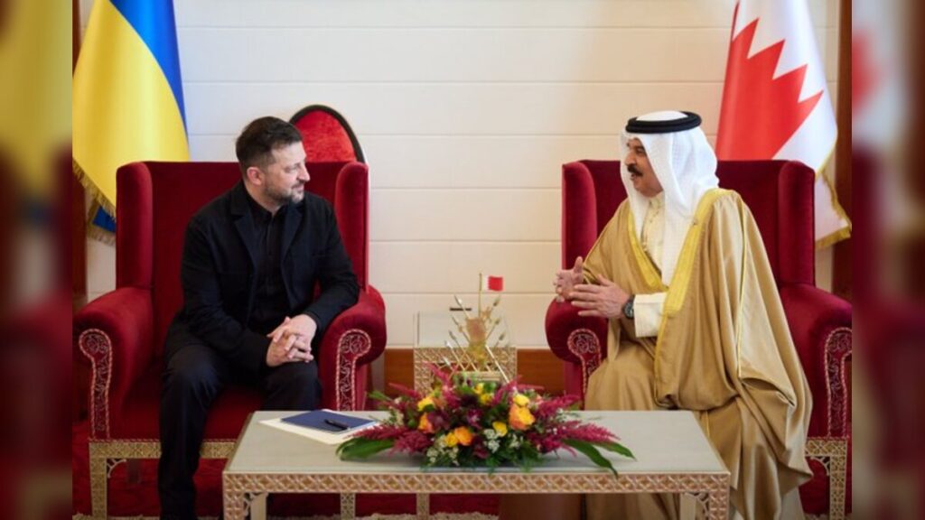 Volodymyr Zelenskyy and Hamad bin Isa Al Khalifa