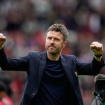 Michael Carrick drives Manchester United comeback victory over Liverpool at Old Trafford to secure Champions League return