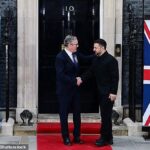 Keir Starmer and Volodymyr Zelensky