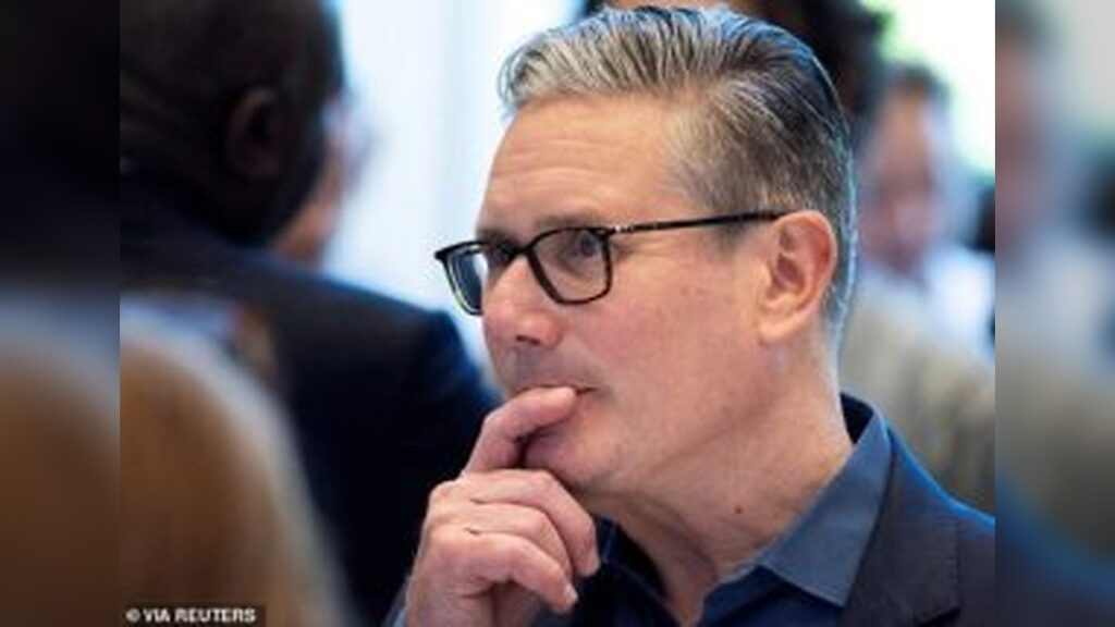 Cabinet Revolt Explodes: Ministers Turn on Starmer and Demand He Step Aside for BurnhamCabinet Revolt Explodes: Ministers Turn on Starmer and Demand He Step Aside for Burnham