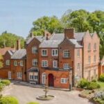 Harry Potter Star Wins Planning War: Rupert Grint’s Luxury Eco-Homes Spark Outrage Over “Tragic Vandalism” Claims