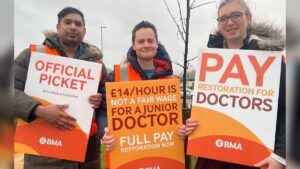 UK Resident Doctors Face Crucial Vote on Government Deal That Could End Strike Chaos