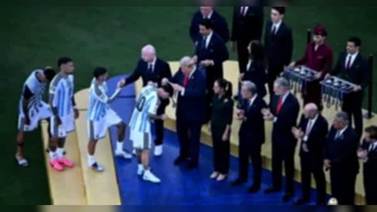 Cristian Romero Appears to Bypass Donald Trump During World Cup Medal Ceremony