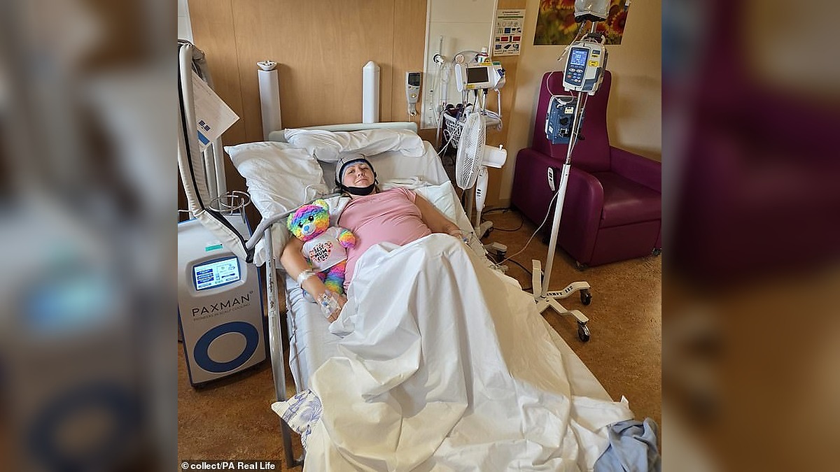 Hampshire Mother Shares Ovarian Cancer Ordeal After Severe Bloating Was Mistaken for Common Illnesses