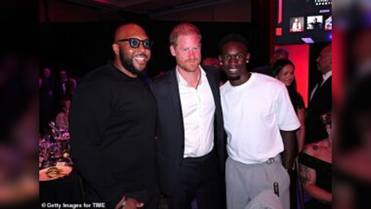 Harry’s Blunt Three-Word Reaction to England’s World Cup Disaster Sparks Fresh Royal Attention in New Yo