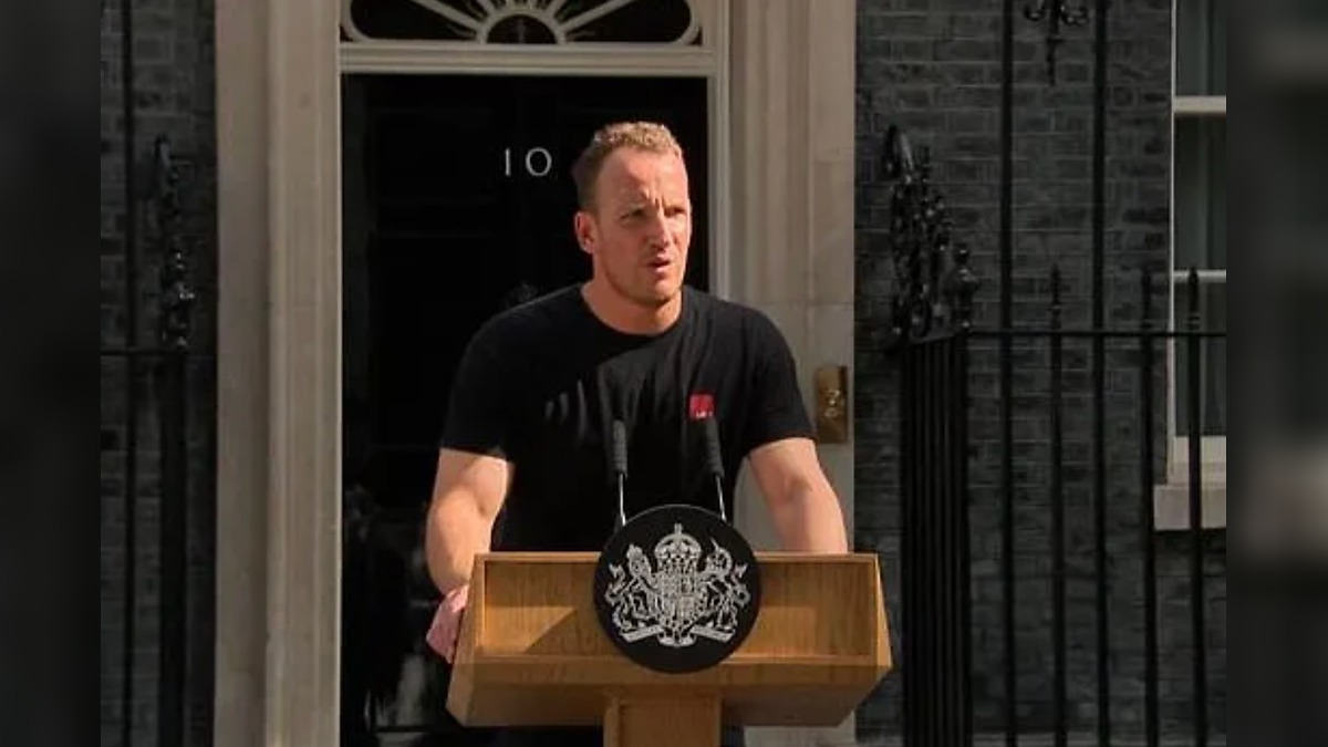 Hot Podium Guy