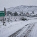 South Africans Wake Up to Rare Snowfall as Weather System Triggers Winter Chaos Across Key Regions