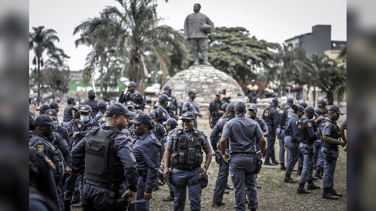 South Africa on High Alert: Thousands of Illegal Migrants Arrested During Nationwide Police Blitz