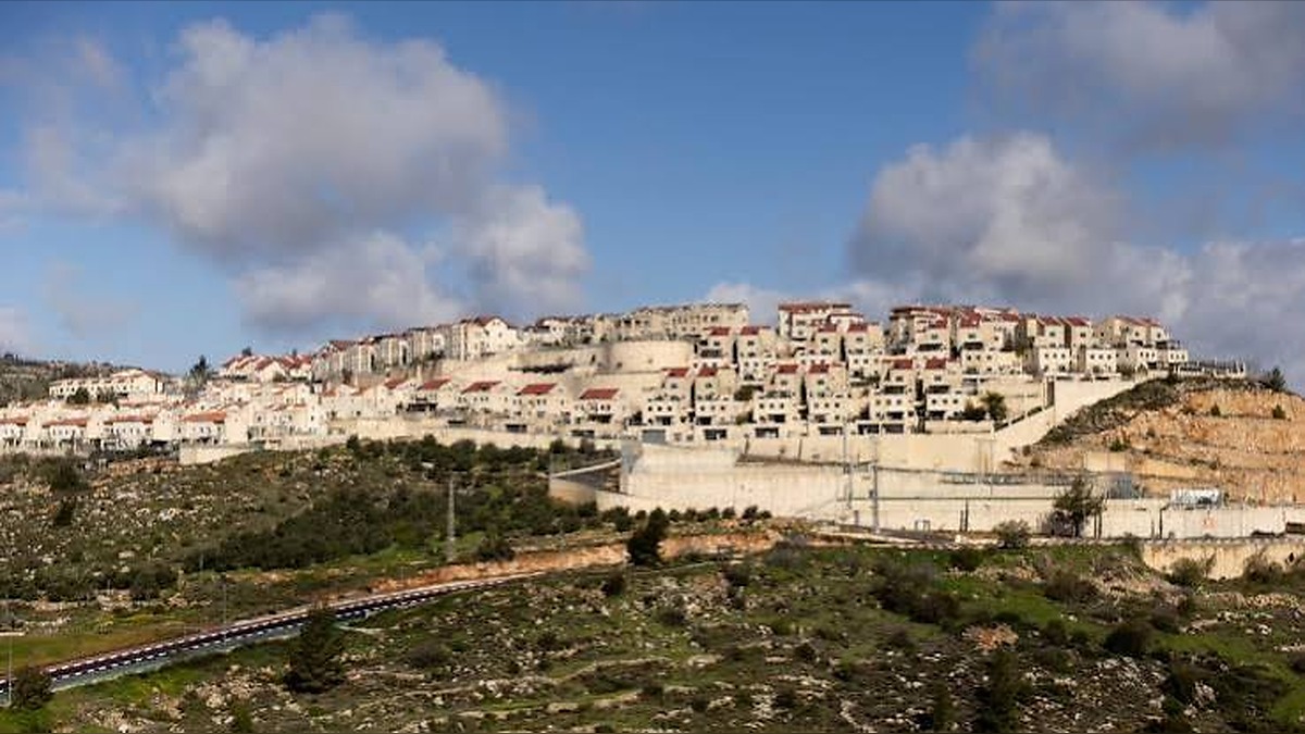 EU Faces New Showdown as Ireland Pushes Tougher Russia Sanctions While Targeting Israeli Settlement Trade