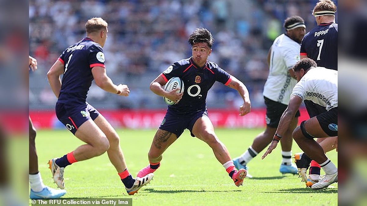 England Crush Fiji 73-8 but Fans Are All Asking the Same Question About Steve Borthwick's Team Selection