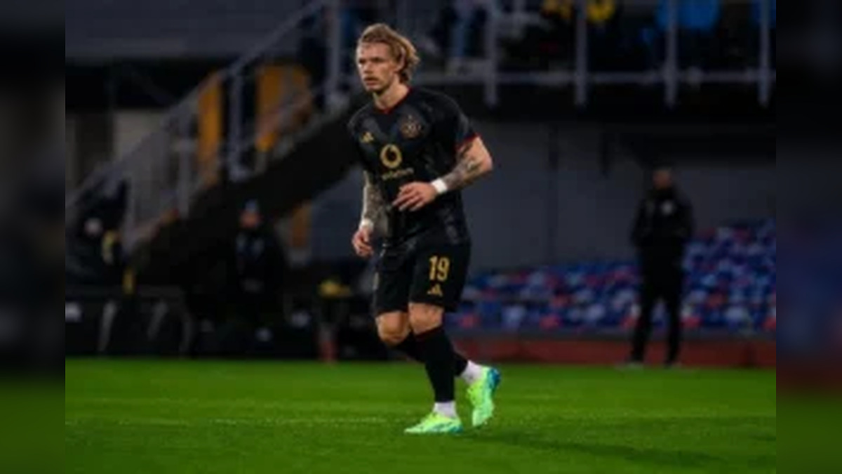 Kaizer Chiefs Put On Alert as Orlando Pirates Land Ruthless Norwegian Goal Machine