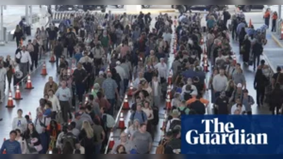 Thousands of Airport Workers Finally Get Relief—but Trump's Move Fails to Stop Travel Nightmare
