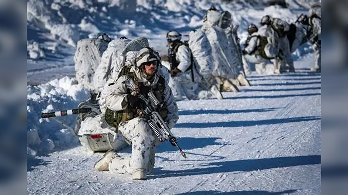 Canadian Forces Deploy Across Resolute Bay for Arctic Operation as Canada Intensifies Surveillance and Military Readiness