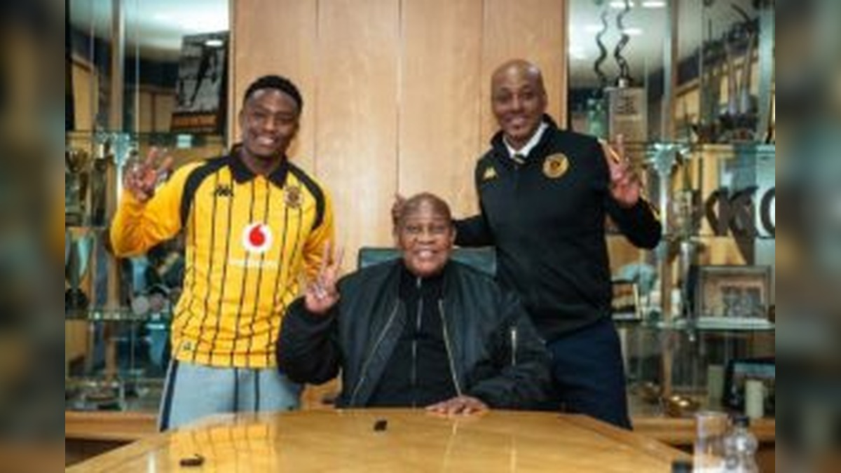 Fees Moloi Raises Alarm Over Kaizer Chiefs Injury Crisis as Left-Back Shortage Puts Fernando Da Cruz Under Pressure