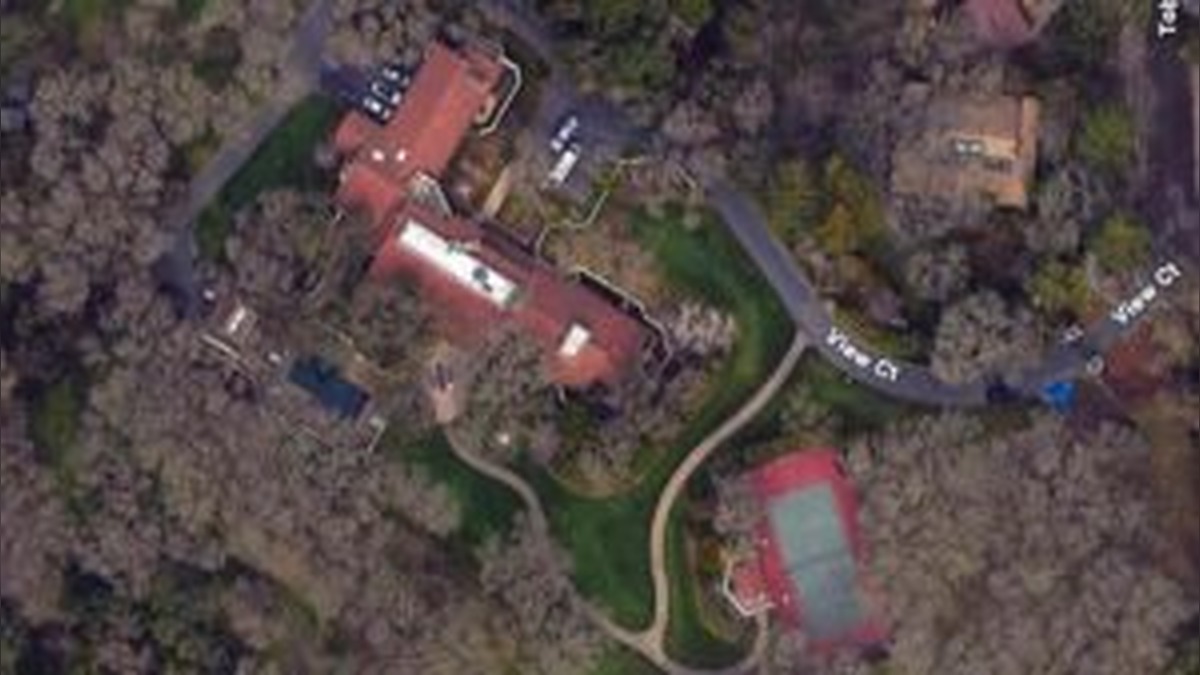 Gavin Newsom Puts Lavish $7.5 Million Fair Oaks Estate on the Market as Critics Question His Elite Lifestyle Ahead of 2028