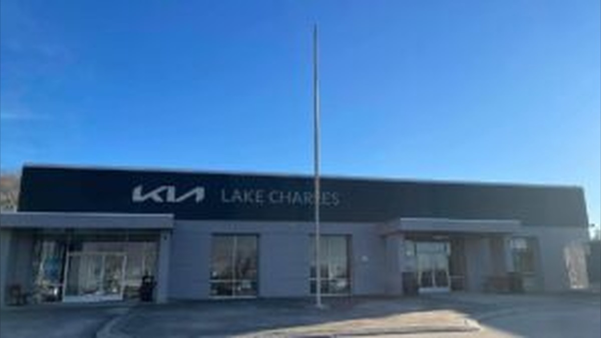 Kia Customer Furious After Finding Her Car Stripped for Parts to Fix Another Vehicle Without Her Permission