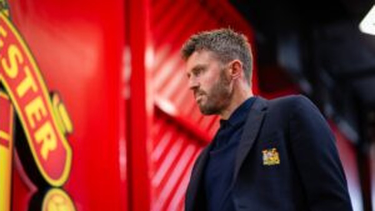 Manchester United Survive Ipswich Scare as Bruno Fernandes Hat-Trick Rescues Erik ten Hag’s Side at Old Trafford