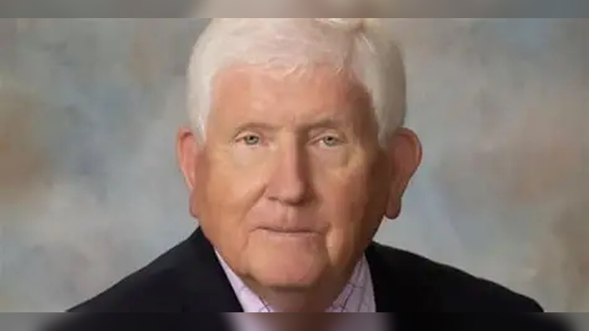 Broken Heart’: Multimillionaire Roy Thompson Dies Days After Wife, Leaving Behind a Fortune Given Away to Others