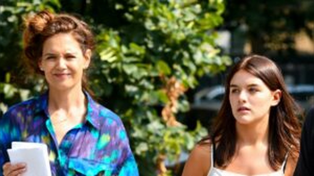 Suri Noelle Cuts Ties With the Cruise Name as Tom Cruise Remains Absent From Her Biggest Acting Milestone