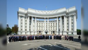 Ukraine Eyes New Regional Powerhouse as Zelenskyy Announces Carpathian Initiative Across Eight Countries