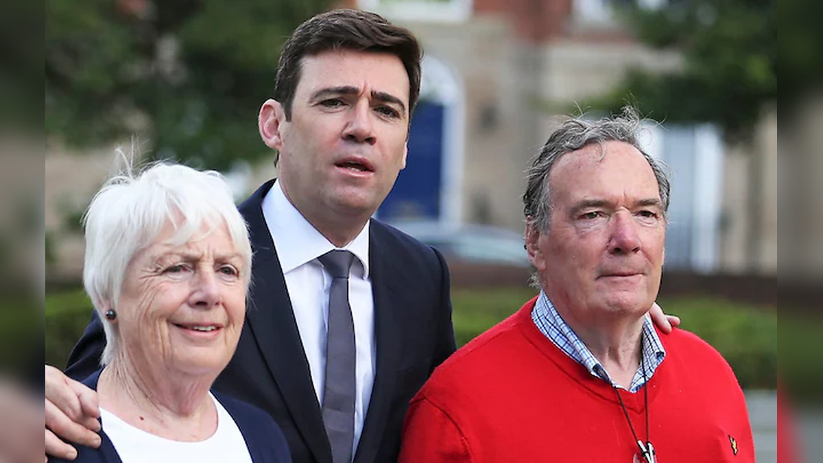 Andy Burnham’s Father Roy Dies