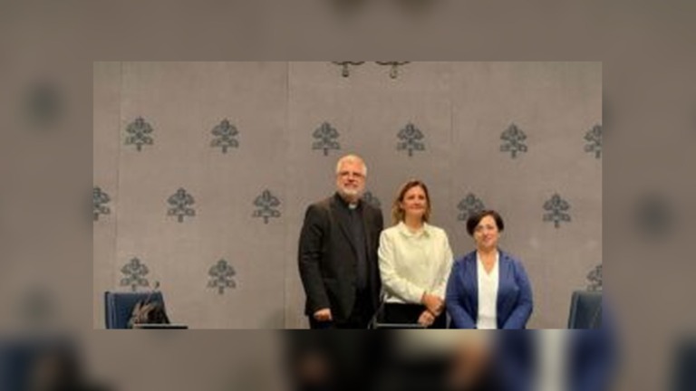 A Decade After Amoris Laetitia, Pope Leo XIV Puts Catholic Families at the Centre of a New Vatican Gathering